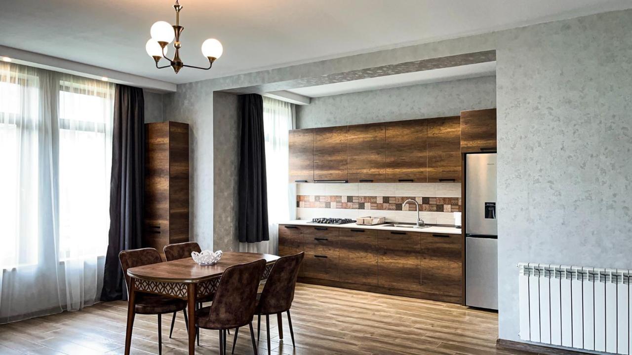 Ferienwohnung Dani Lux Bakuriani Exterior foto